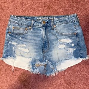 American Eagle High-Rise Festival Shorts